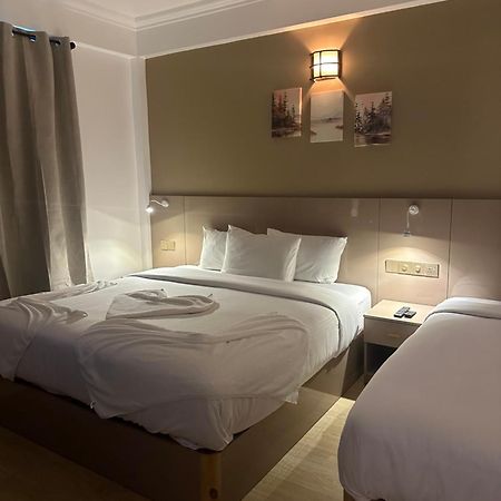 The G Ten Holiday Inn Hulhumale Dış mekan fotoğraf