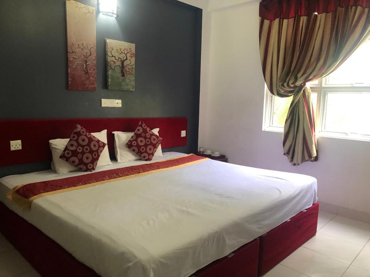 The G Ten Holiday Inn Hulhumale Dış mekan fotoğraf
